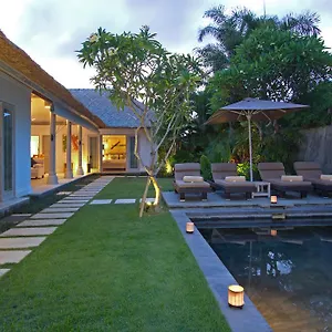  Villa Serene
